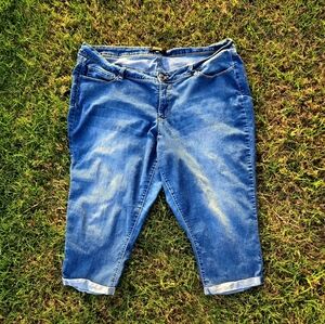 Blue Jean Capri's
